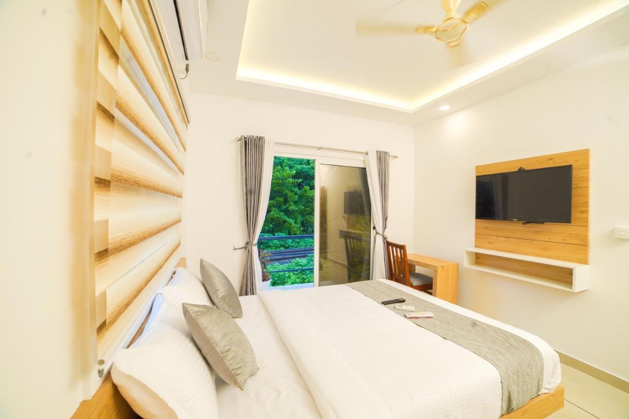 Oceana Hills Residency Hotel Alappuzha Exterior photo