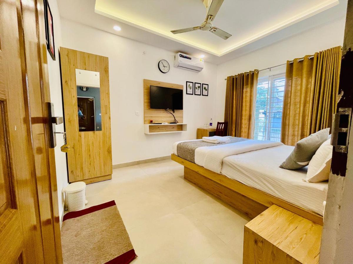 Oceana Hills Residency Hotel Alappuzha Exterior photo